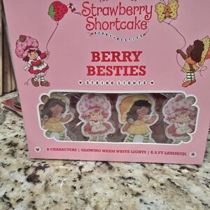 Strawberry Shortcake Berry Besties String Lights - Pink and Yellow